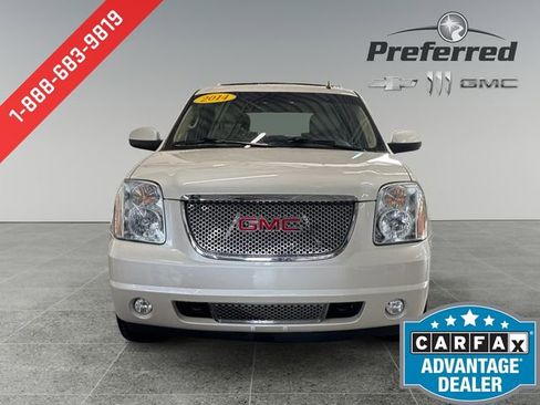 Used 2014 GMC Yukon Denali AWD/4WD image 12