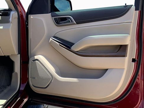 Used 2018 GMC Yukon Denali w/ Denali Ultimate Package AWD/4WD image 23