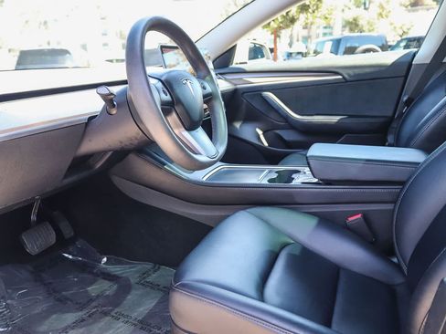 Used 2023 Tesla Model 3 Standard Range RWD image 18