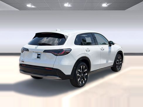 New 2026 Honda HR-V EX-L image 9