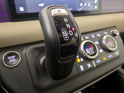 Used 2023 Land Rover Defender 110 S image 16