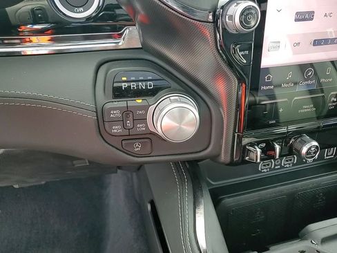 New 2025 RAM 1500 Limited image 20