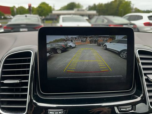 Used 2018 Mercedes-Benz GLE 350 4MATIC image 13