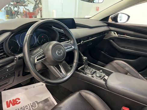 Used 2022 MAZDA MAZDA3 s FWD image 13
