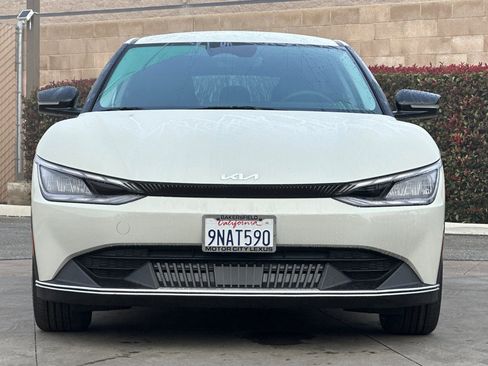 Used 2024 Kia EV6 Light image 10