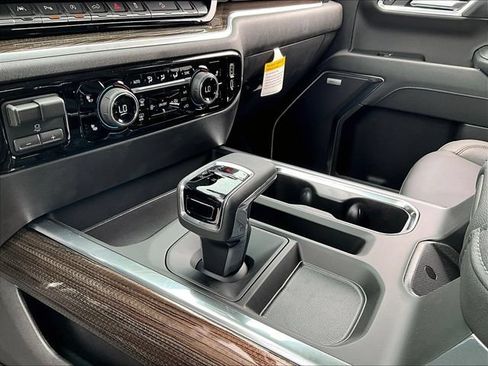 New 2026 Chevrolet Silverado 1500 LT Trail Boss w/ LT Trail Boss Premium Package AWD/4WD image 13