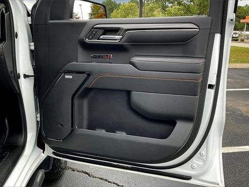 Used 2023 GMC Sierra 1500 AT4 w/ AT4 Preferred Package image 24