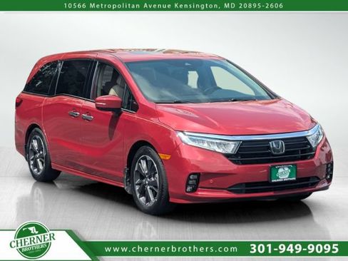 Used 2022 Honda Odyssey Elite image 1