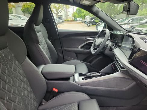 New 2026 Audi SQ5 Premium Plus AWD/4WD image 22
