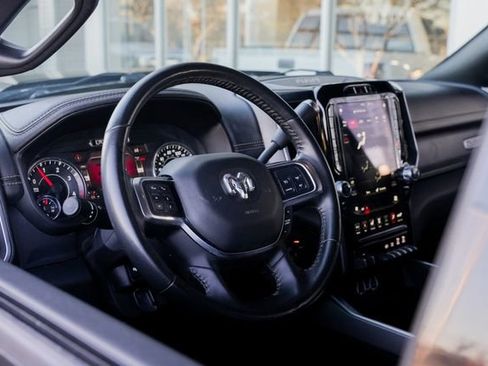 Used 2020 RAM 3500 Laramie w/ Night Edition image 28