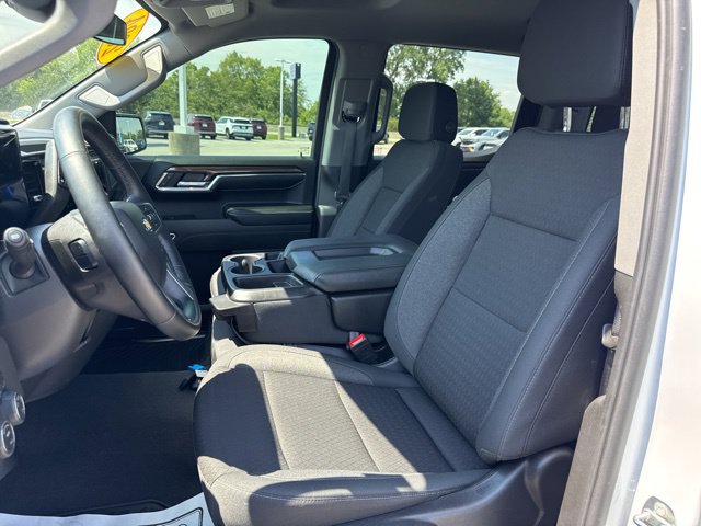Used 2024 Chevrolet Silverado 1500 LT AWD/4WD image 13