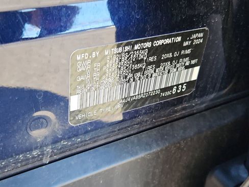 Used 2024 Mitsubishi Outlander SE image 34