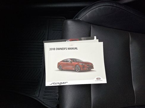 Used 2018 Kia Stinger GT1 image 28
