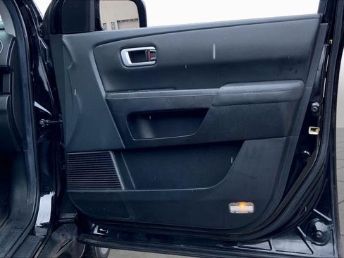 Used 2013 Honda Pilot Touring image 22