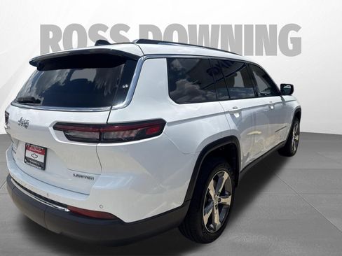 Used 2022 Jeep Grand Cherokee L Limited AWD/4WD image 4