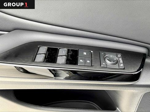 Used 2024 Lexus ES 350 w/ Luxury Package image 14