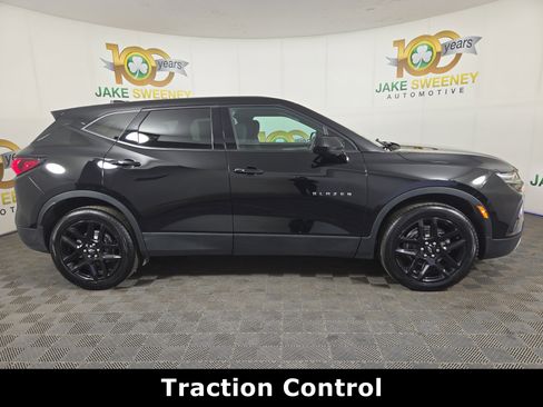 Used 2022 Chevrolet Blazer LT AWD/4WD image 9