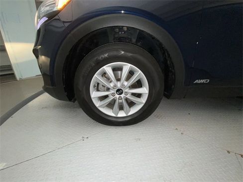 Used 2020 Kia Sorento LX w/ LX I4 Convenience Package image 10