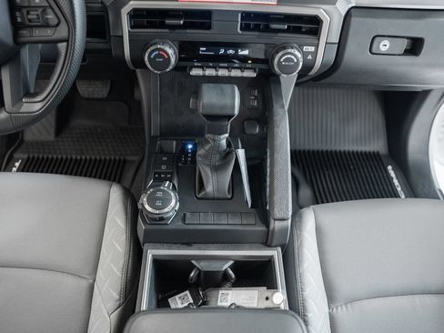 New 2026 Toyota Tacoma SR5 AWD/4WD image 28