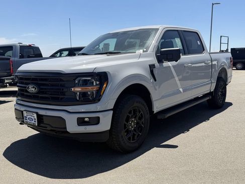 New 2026 Ford F150 XLT w/ Equipment Group 302A MID AWD/4WD image 4