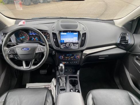 Used 2019 Ford Escape Titanium FWD image 13