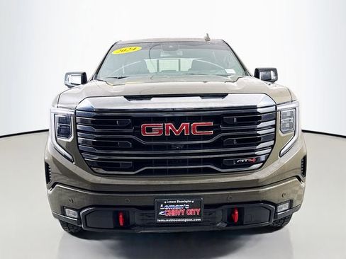 Used 2024 GMC Sierra 1500 AT4 w/ AT4 Preferred Package image 2