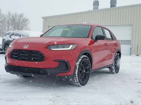 Certified 2025 Honda HR-V Sport image 3