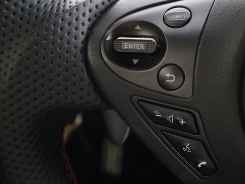 Used 2016 Nissan 370Z NISMO RWD image 29
