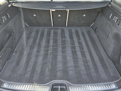 Certified 2025 Mercedes-Benz GLC 300 image 31