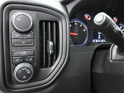 Used 2026 Chevrolet Silverado 2500 W/T image 24