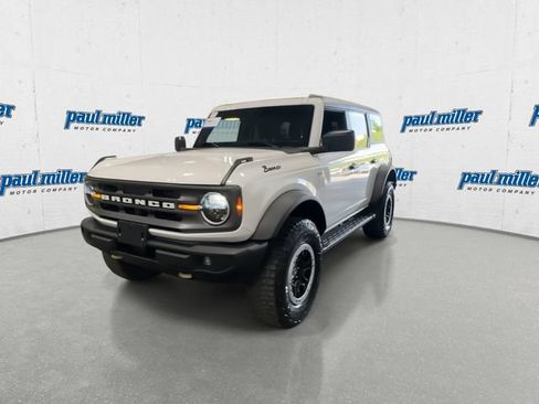 Certified 2024 Ford Bronco Big Bend w/ Sasquatch Package AWD/4WD image 5