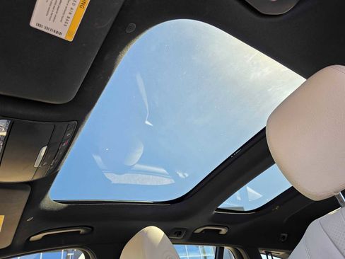 Used 2023 Mercedes-Benz E 450 4MATIC All-Terrain Wagon image 11