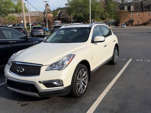 Used 2017 INFINITI QX50 AWD w/ Technology Package image 1