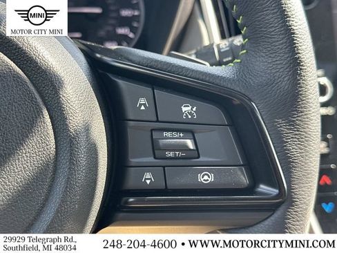 Used 2025 Subaru Outback Onyx Edition AWD/4WD image 26