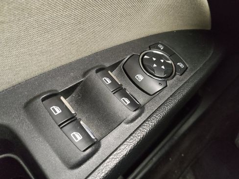 Used 2018 Ford Fusion S image 27