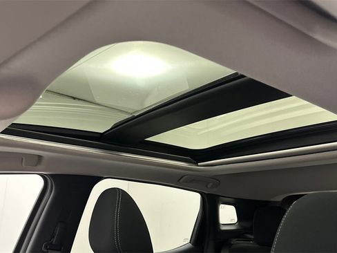 New 2026 Nissan Kicks SV w/ SV Premium Package image 17