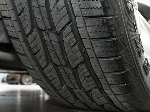 Used 2020 Dodge Challenger SXT image 71