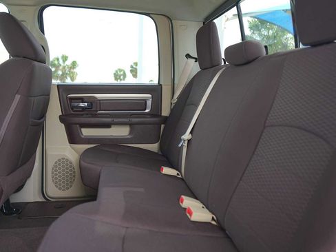 Used 2014 RAM 1500 Classic SLT image 14