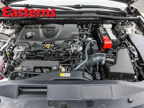 Used 2024 Toyota Camry SE image 12