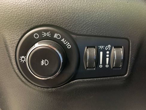 Used 2022 Jeep Compass Latitude AWD/4WD image 22