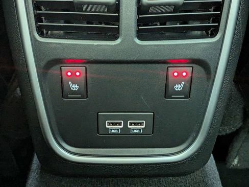 Used 2022 Dodge Charger Scat Pack w/ Plus Group RWD image 13