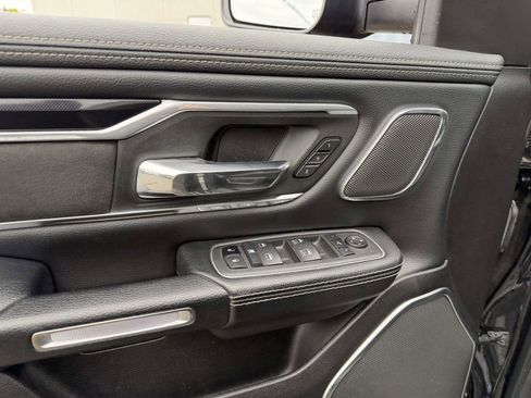 Used 2022 RAM 1500 Laramie AWD/4WD image 27