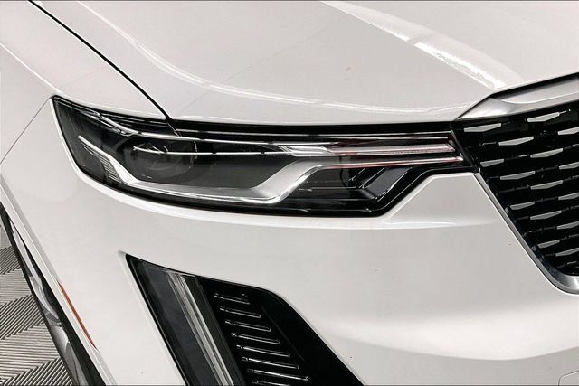 Used 2023 Cadillac XT6 Premium Luxury AWD/4WD image 36