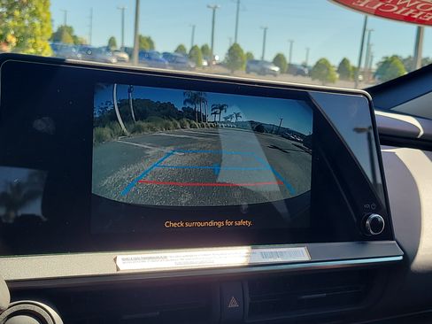 Certified 2024 Toyota Prius Prime image 24