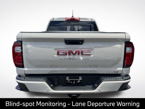 Used 2026 GMC Canyon AT4 AWD/4WD image 8