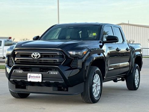 Used 2025 Toyota Tacoma SR5 RWD image 3