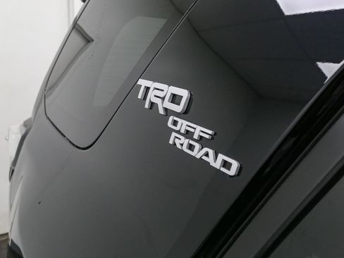 Used 2023 Toyota 4Runner TRD Off-Road Premium image 8