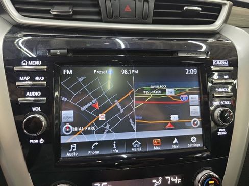 Used 2016 Nissan Murano Platinum w/ Platinum Technology Package AWD/4WD image 9