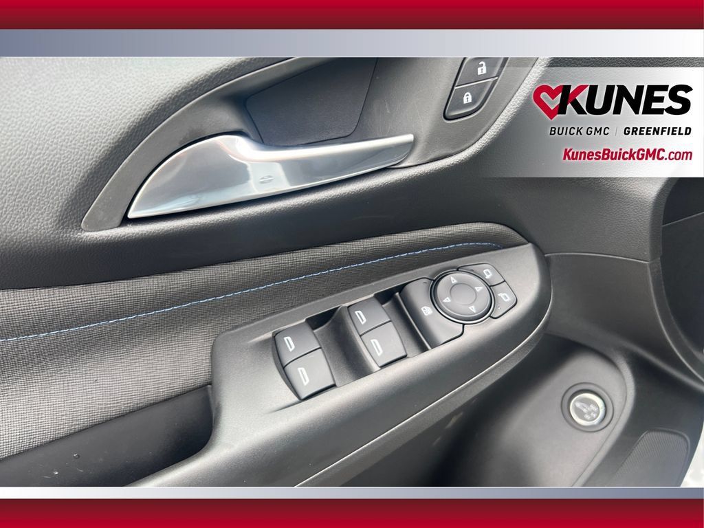 New 2026 Buick Envista Sport Touring w/ Convenience I Package FWD image 18