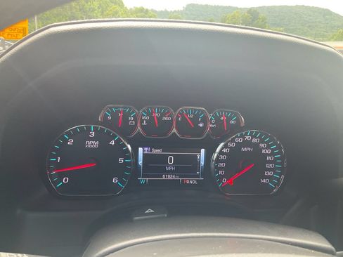 Used 2017 GMC Sierra 1500 SLT w/ Suspension Package, Off-Road AWD/4WD image 24